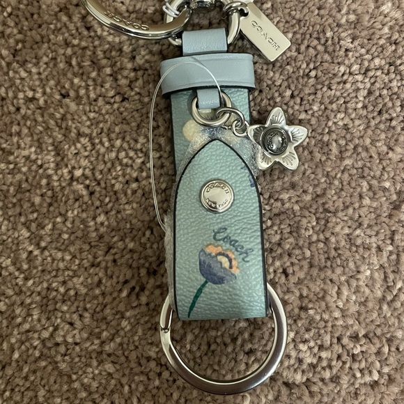 Coach Keychain - Picture 5 of 5